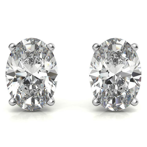 Oval cut Moissanite stud