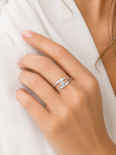 10 pointer Lab grwon diamond ring 03